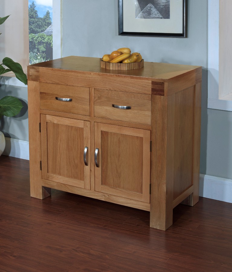 Santana Blonde Oak Dresser Base Small with 2 doors and 2 drawers - Click Image to Close
