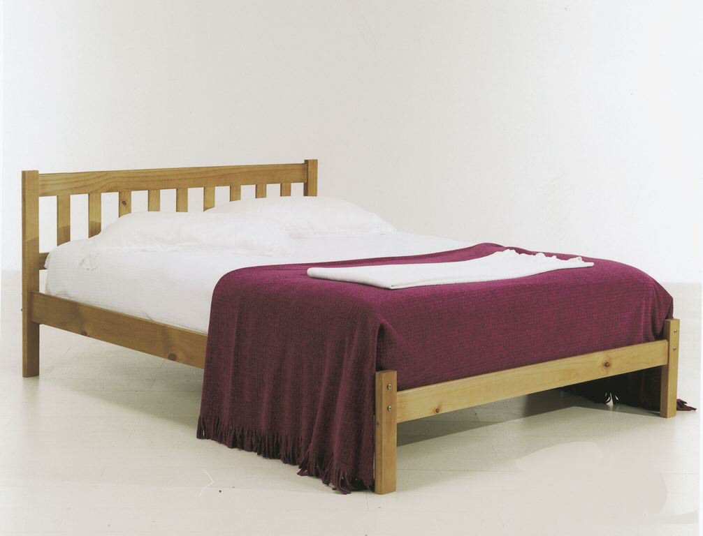 Belluno Antique Pine 4ft 6in Bed Double - Click Image to Close